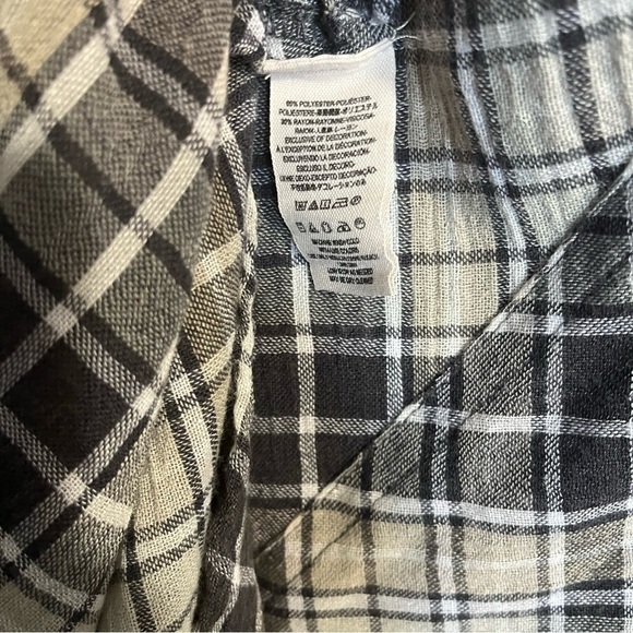Free People Stitch Detail Plaid Long Sleeves Shirt Gray Multi
XS Runs Big - Picture 10 of 10